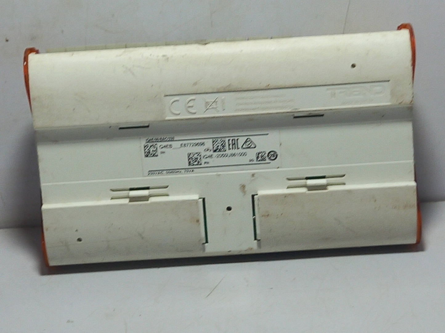 Trend IQ4E Controller IQ4E-2050U861000 / 230VAC, 50/60Hz, 70VA /IQ4E2050U861000