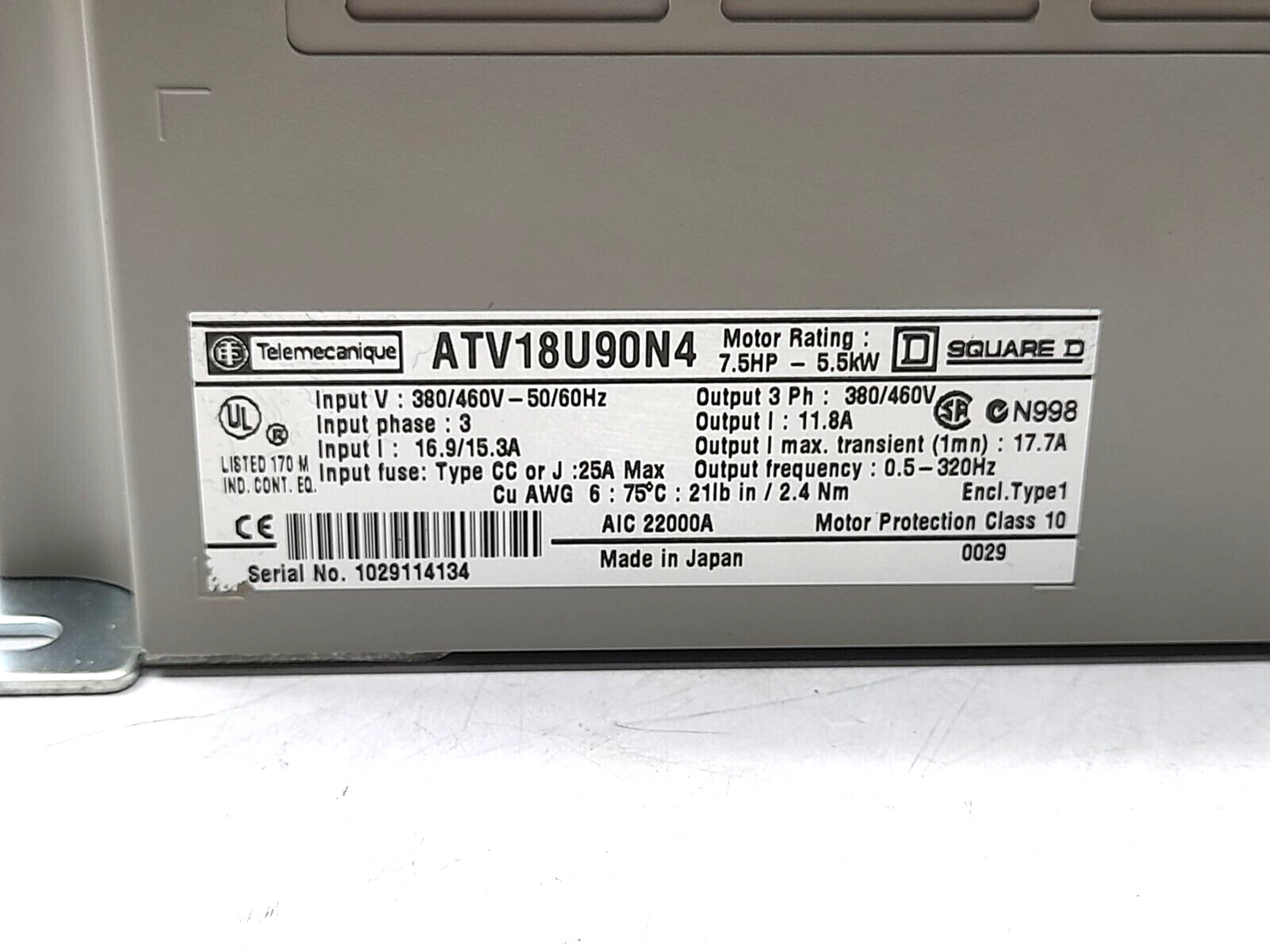 Telemecanique Square D ATV18U90N4 AC Speed Drive Frequency Converter