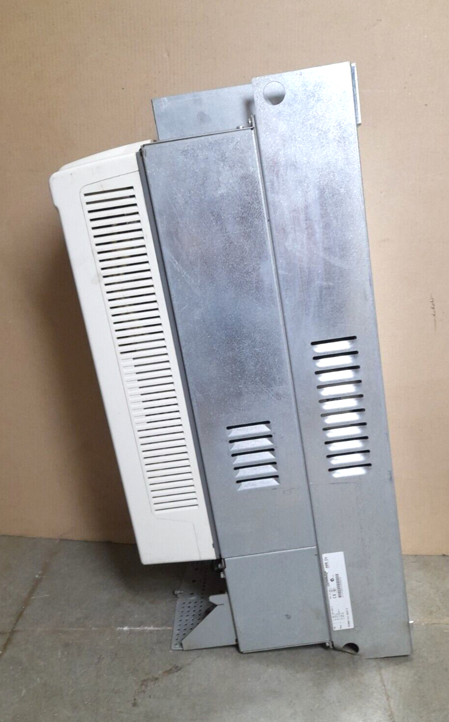 ABB ACS800-U11-0025-5 Drive 68404819 Rev E ACS800U1100255 ACS800
