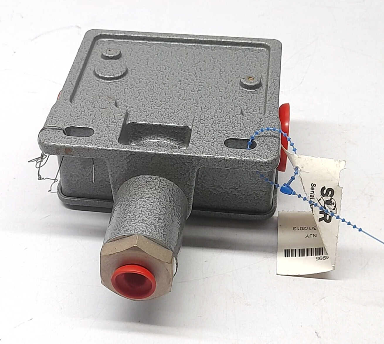 SOR 1N3-K45-N4-F1A Pressure Switch Adjustable Range 500-4000 PSI