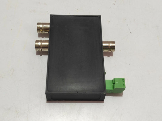 VAC 21-411-122 Rev A 1X2 Video Distribution Amplifier