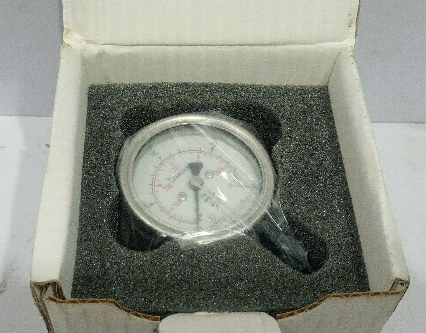 Swagelok PGI-63S-BG40-LAQX-ABN D2NHI0087K Pressure Gauge IND PGI63SBG40LAQXA