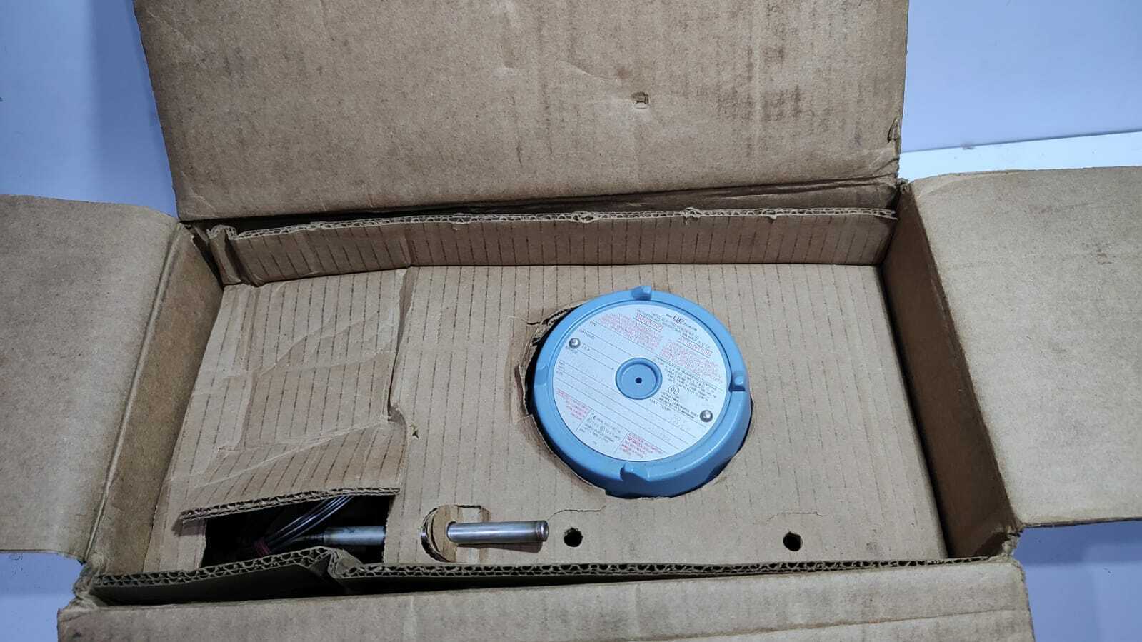 United Electric UE F120-15531 84665 Temperature Switch / F12015531