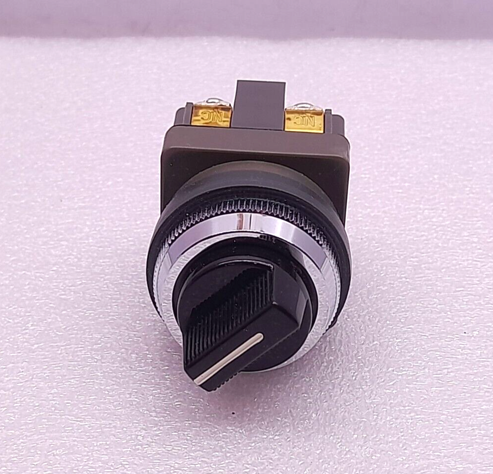 Idec ASN311 Selector Switch ASN