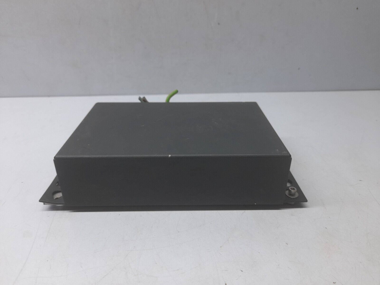 Thrane & Thrane 403606E-003 Rev A.16 Adapter 12-24V 3-2A