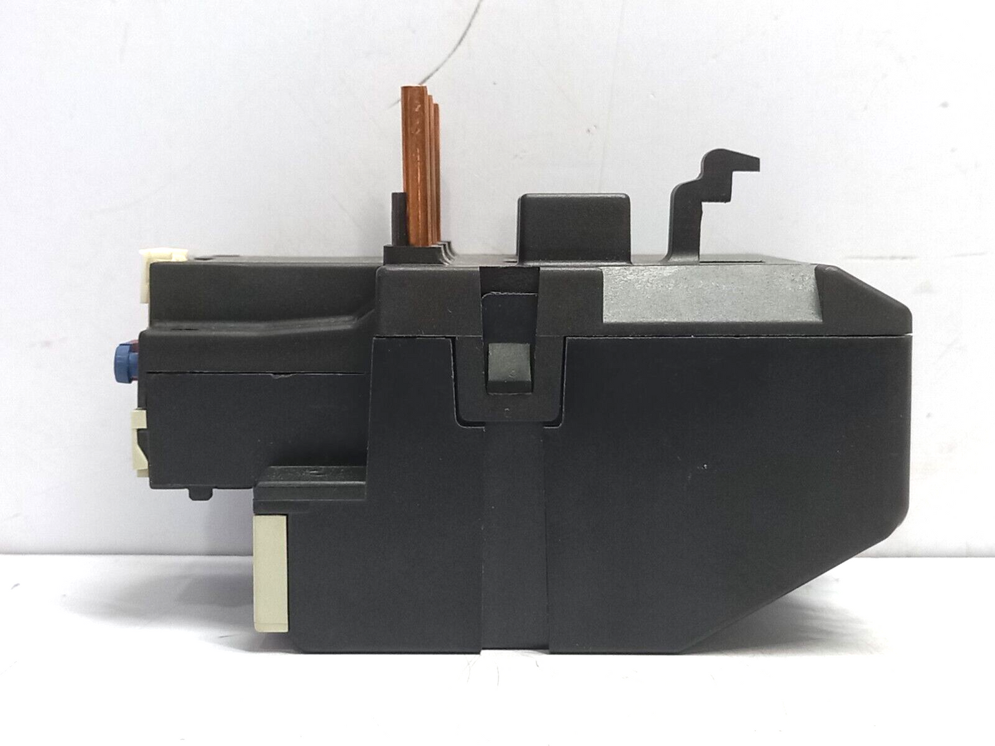 Telemecanique LR2D3353 Thermal Overload Relay 23-32A LR2 D3353 Ui 1000VAC Uimp 6