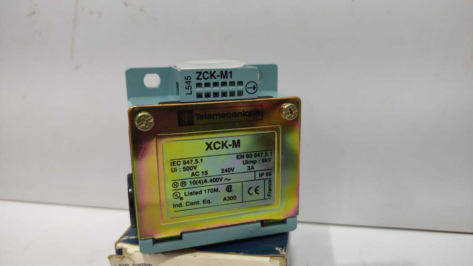 Telemecanique ZCK-M1 Limit Switch ZCKM1