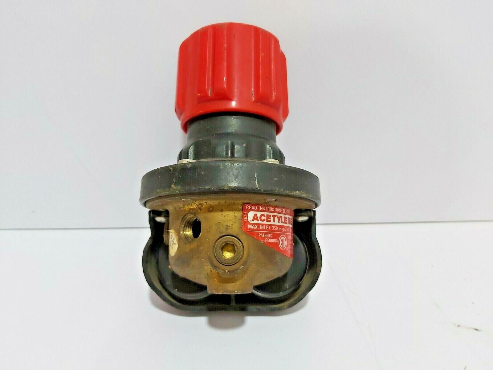 VICTOR EDGE SERIES ACETYLENE ESS4 REGULATOR 