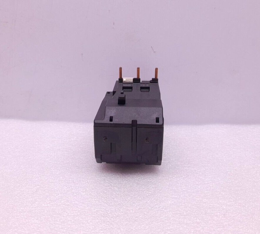 Telemecanique LR2 D1304 Thermal Overload Relay 0.40-0.63A LR2 D13 Ui 750V