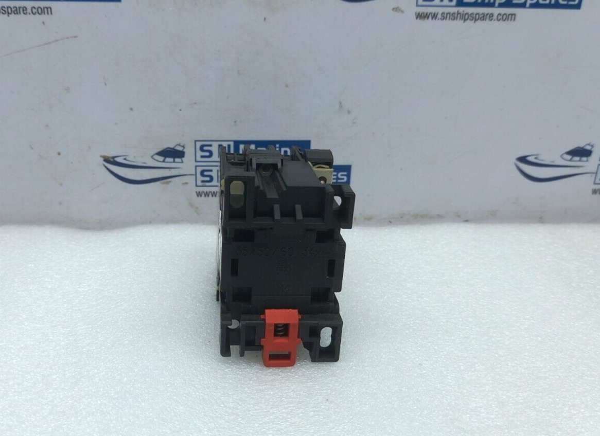 Telemecanique CA2-DN1229.A65 Contactor 600V 10A