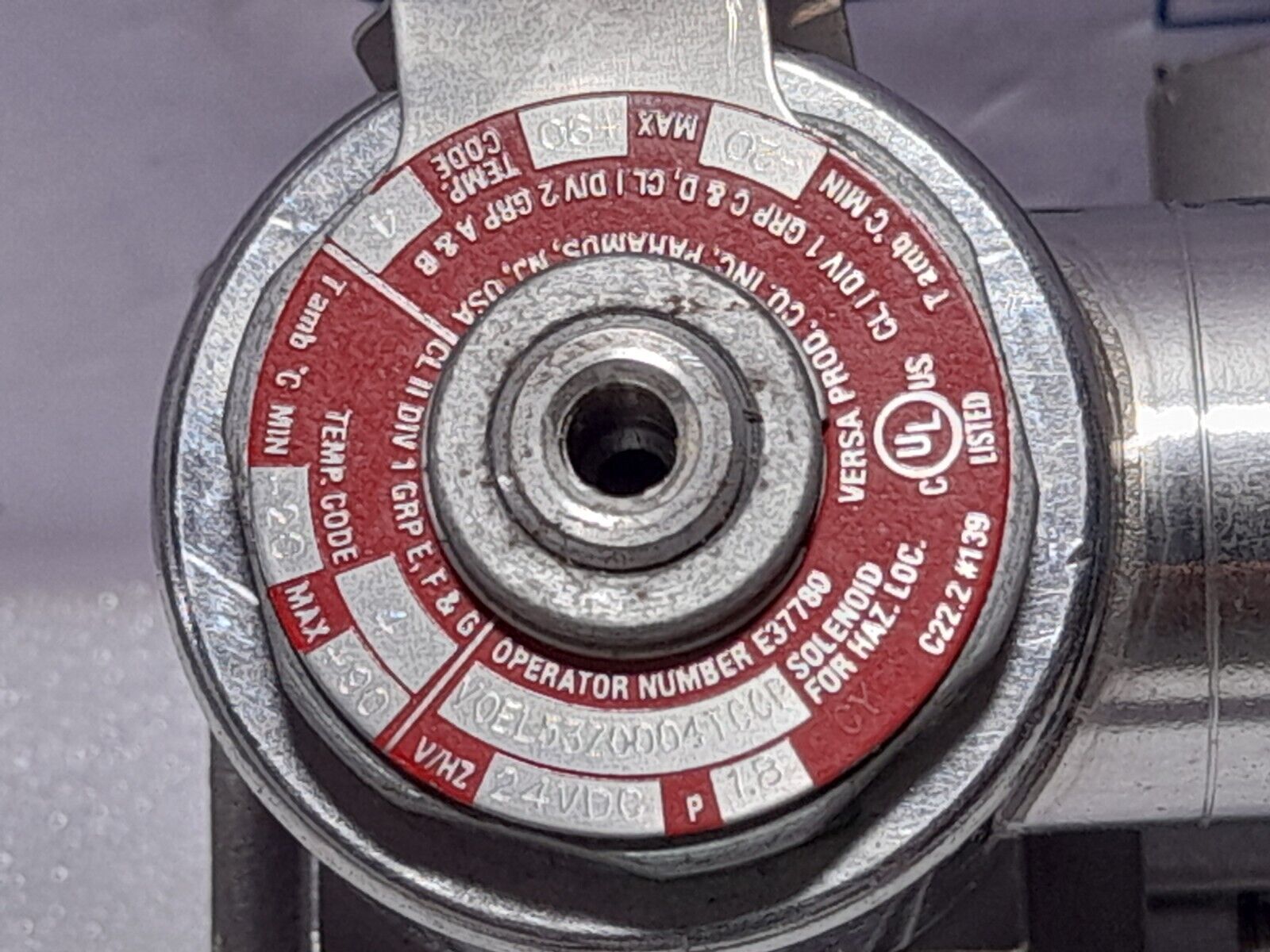 Versa VAG-4522-316-136PE-XXJ-D024 Solenoid Valve Min-Max 40-175 PSI 2.76-12.1 Ba