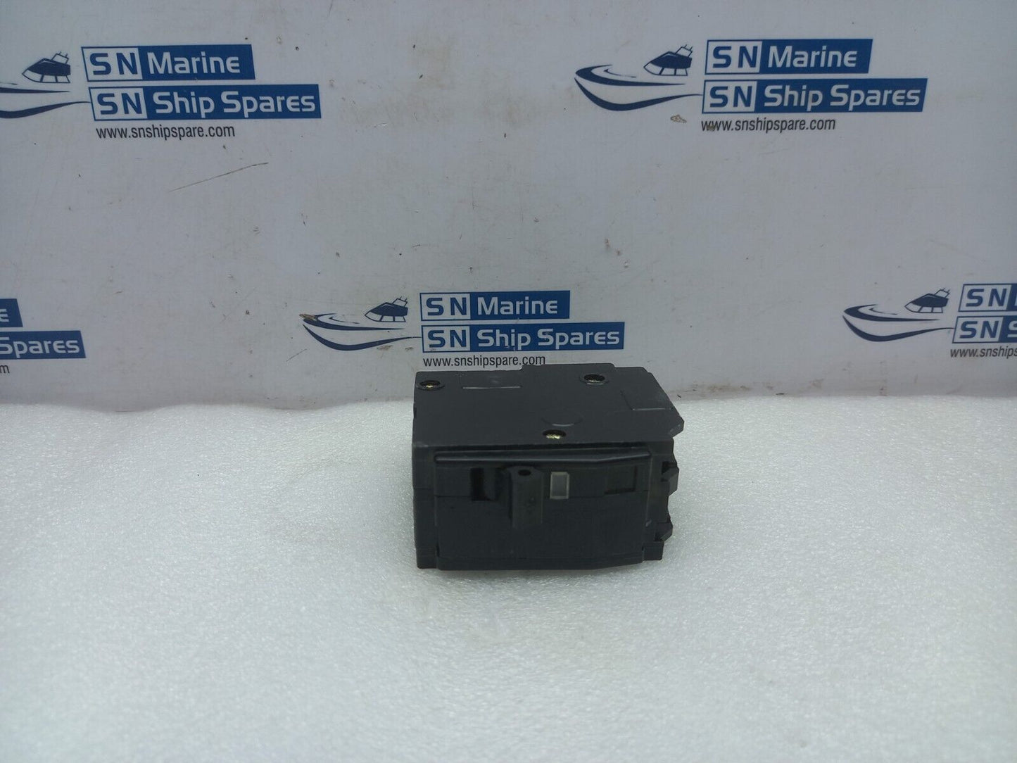 Square D Q0215 Circuit Breaker 2Pole Type: QO-X 240V 1Ph. 50/60Hz