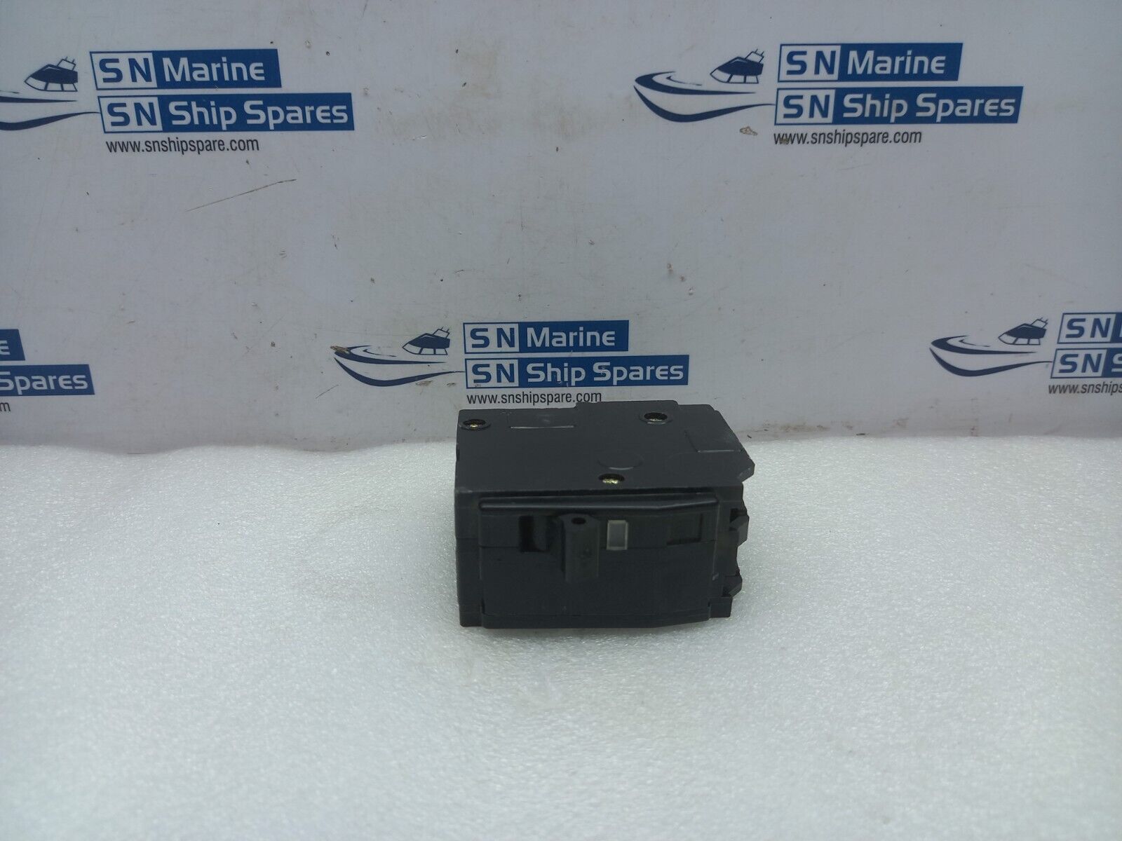 Square D Q0215 Circuit Breaker 2Pole Type: QO-X 240V 1Ph. 50/60Hz