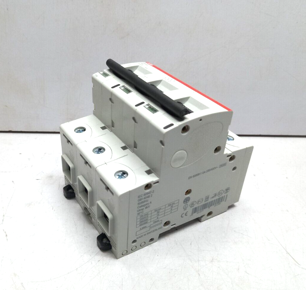 ABB 2CCS863001R0801 High Performance MCB S803S-D80 RS 435493