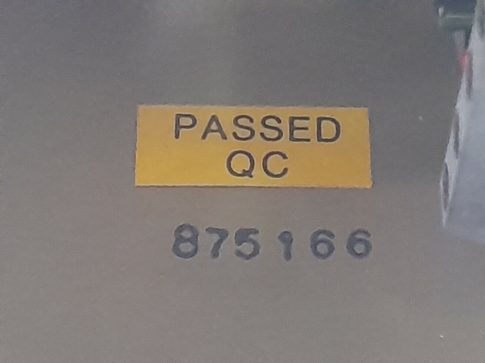 Toshiba Tosvert-130E Transistor Inverter IN IPH 22/240V 50/60Hz OUT 0.75kVA 