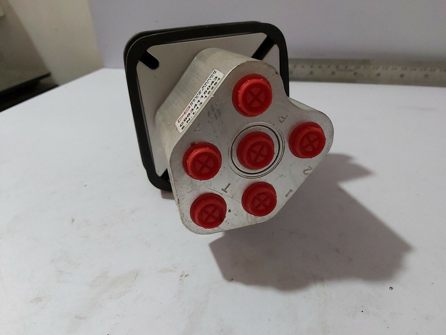 DAVID BROWN HYDRAULIC C9634115043 PILOT CONTROL VALVE 