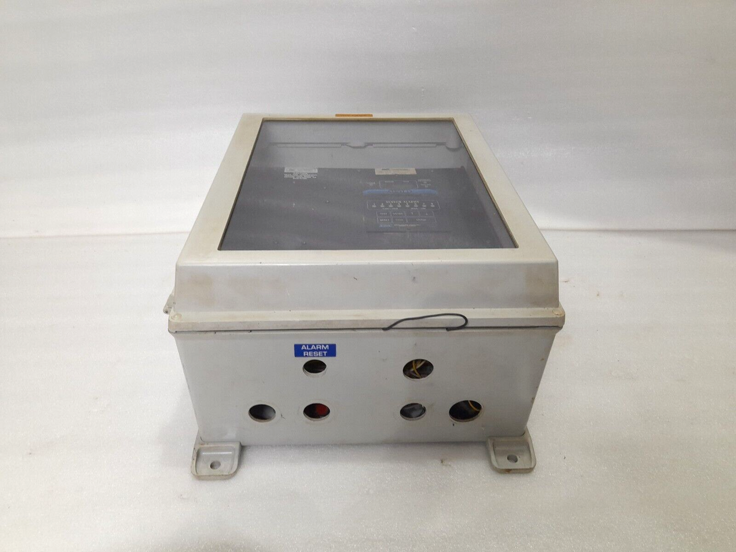 SMC Sentry 5000 Gas Monitoring Controller Input 60Hz 120VAC 1A