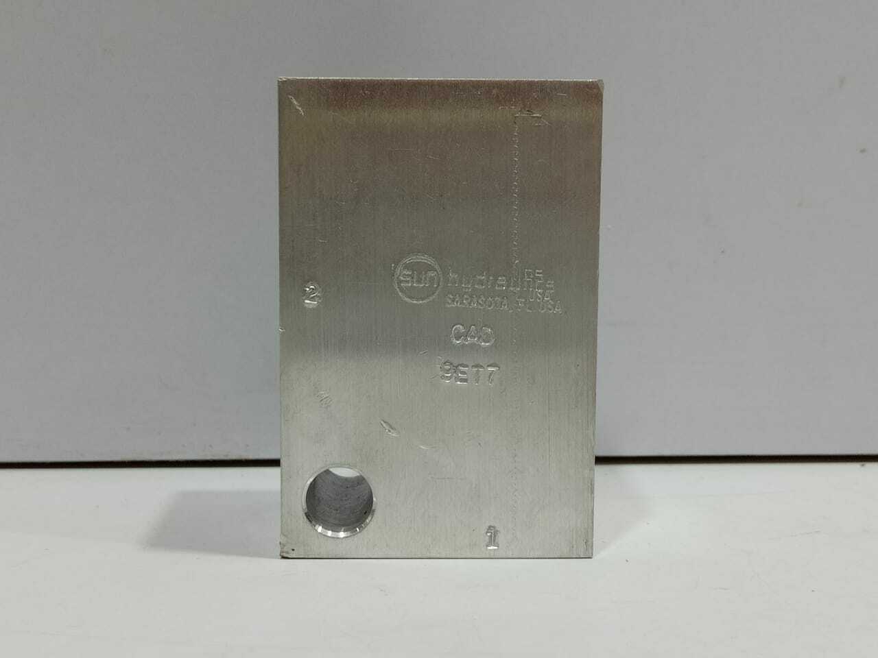 Sun Hydraulics CAD 9ET7 Valve Block