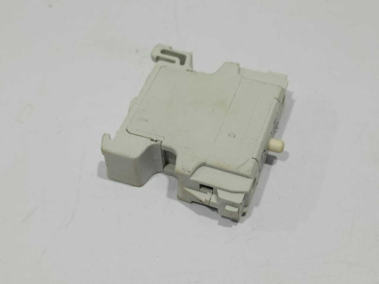 Stahl 8082/1 Contact Block PTB 00 ATEX 1031 U 500V 10A 1000VA AC 15