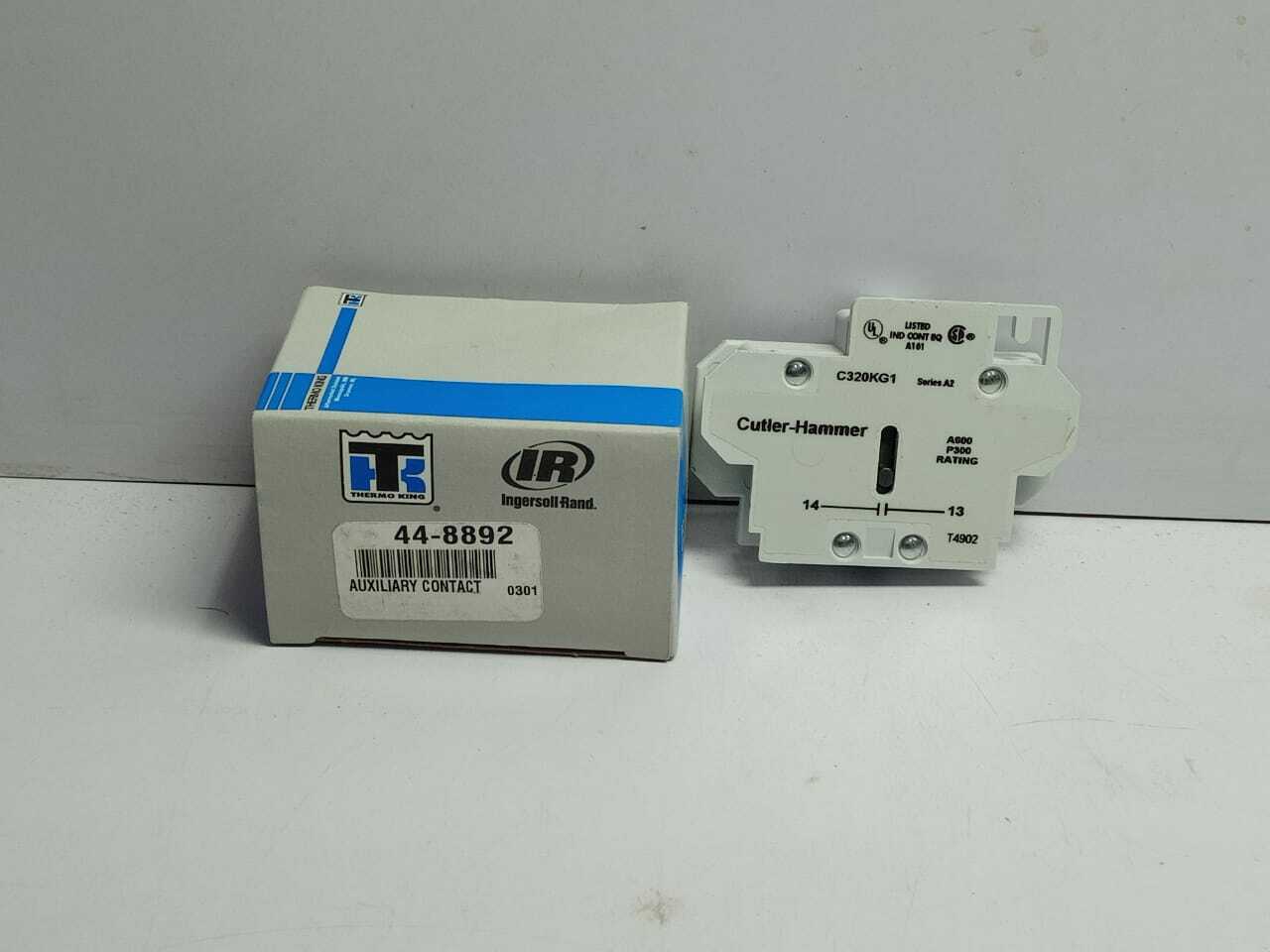 Thermo King 44-8892 Auxiliary Contact Cutler Hammer C320KG1 Series A2