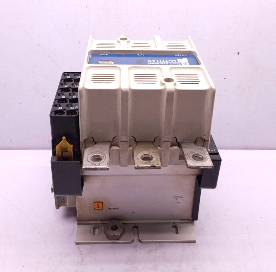 Telemecanique LC1FH43 Contactor LC1 FH 43 Ith: 350A LA1 F 311 Ui: 660V~ Ith: 15A