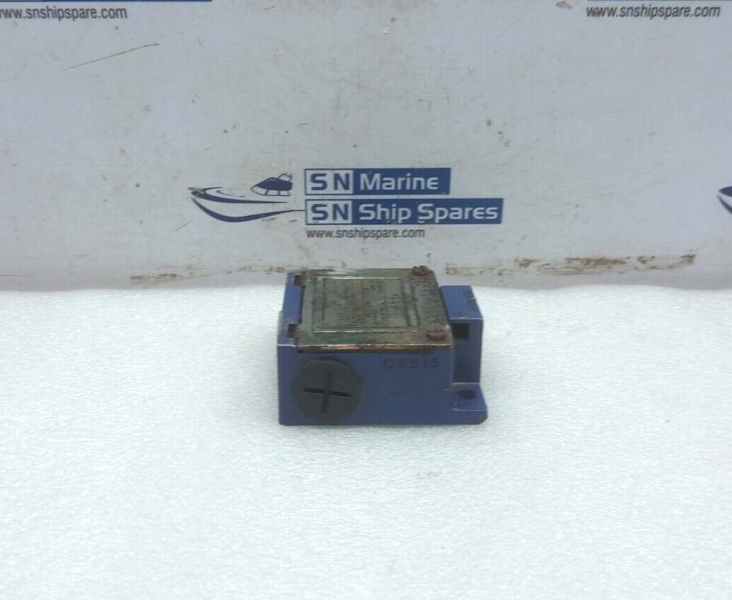 Telemecanique ZCK M1H7 Body Contact AC-15 240V ½ NPT ZCK-M