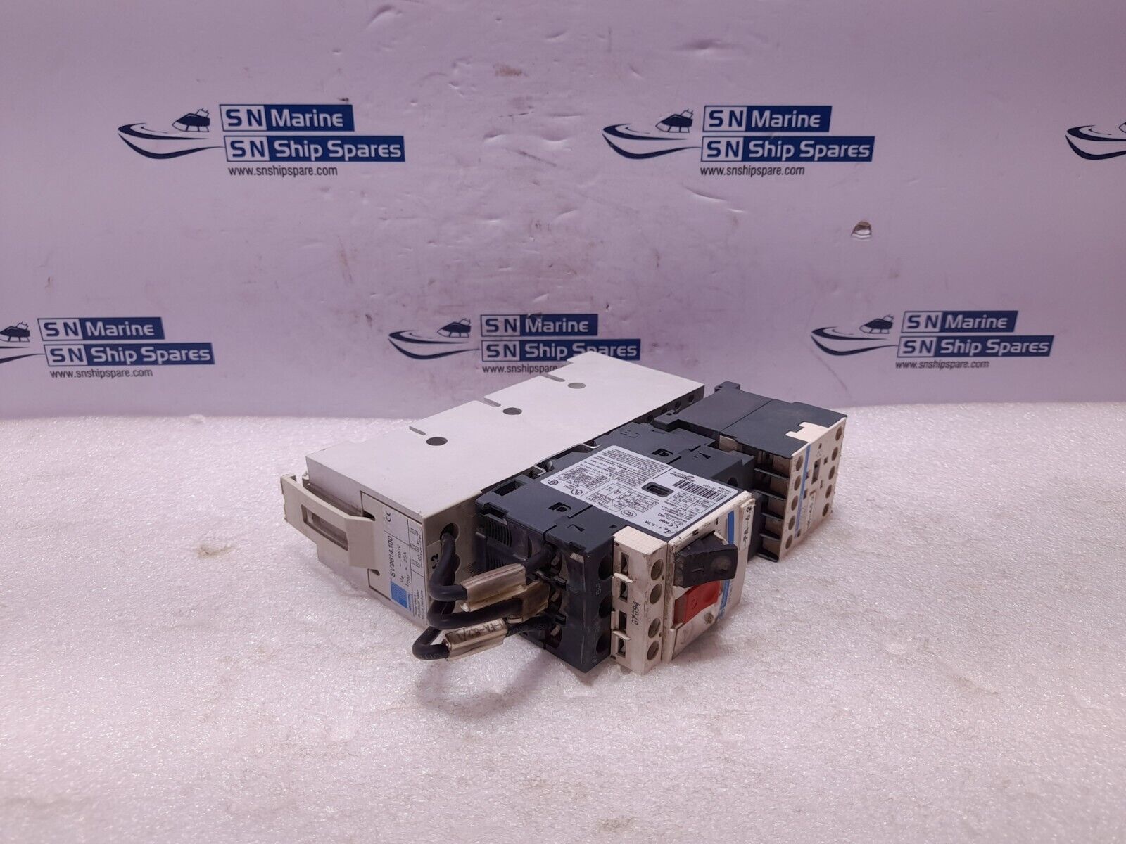 Telemecanique GV2ME10/4-6.3A Circuit Breaker With LP4K12 10BW3 Contactor 24VDC