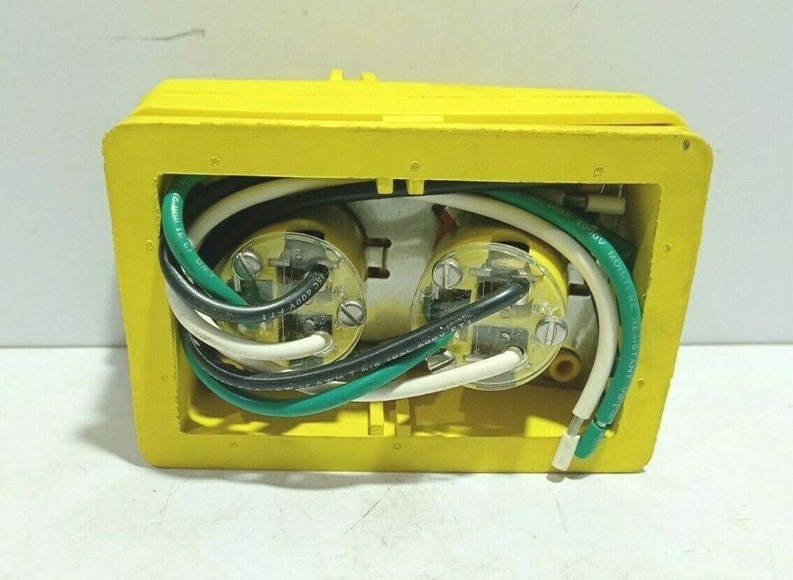 Woodhead 1301460131 Receptacle Watertite Double Coverplate Nema5- 15A