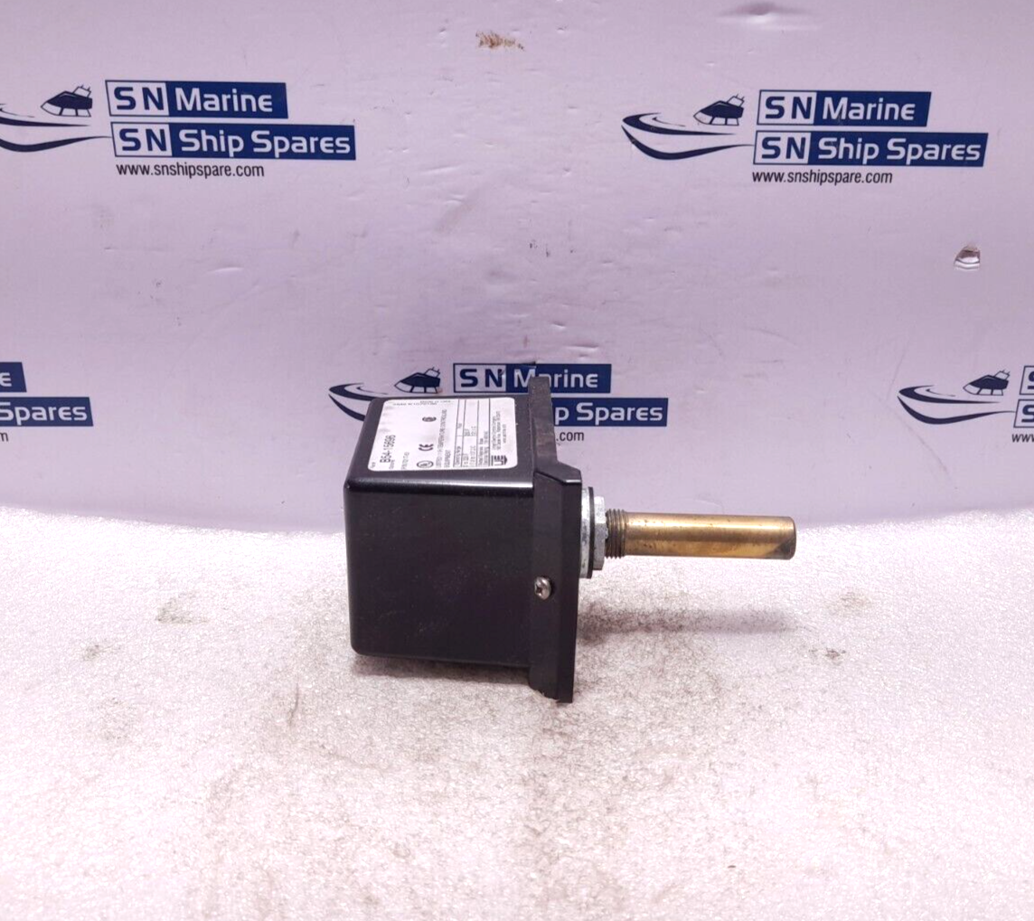 United Electric UE B54-15696 Temperature Switch 721T-63 Operating Range 0 to 225