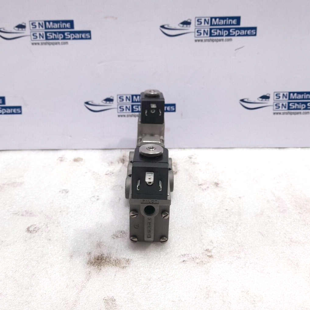 Versa VXX-4324-316-HC-XISX6-D024 Four Way Valve 24VDC 1.6W NOV 223050 Solenoid V