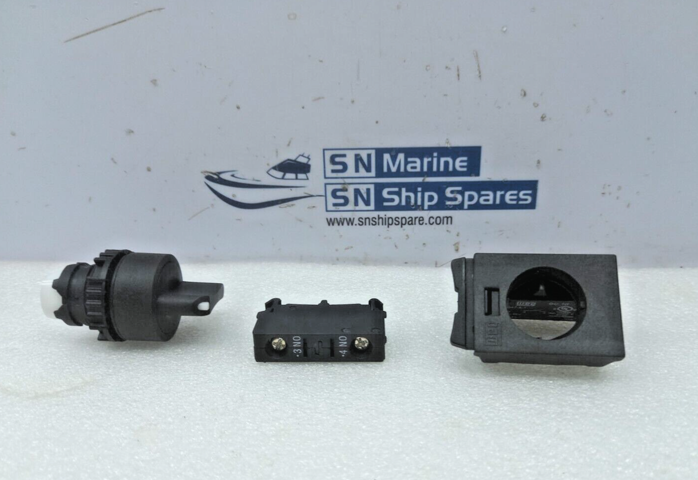 WEG CK3F45 Three Position Selector Switch CSW-CK3F45