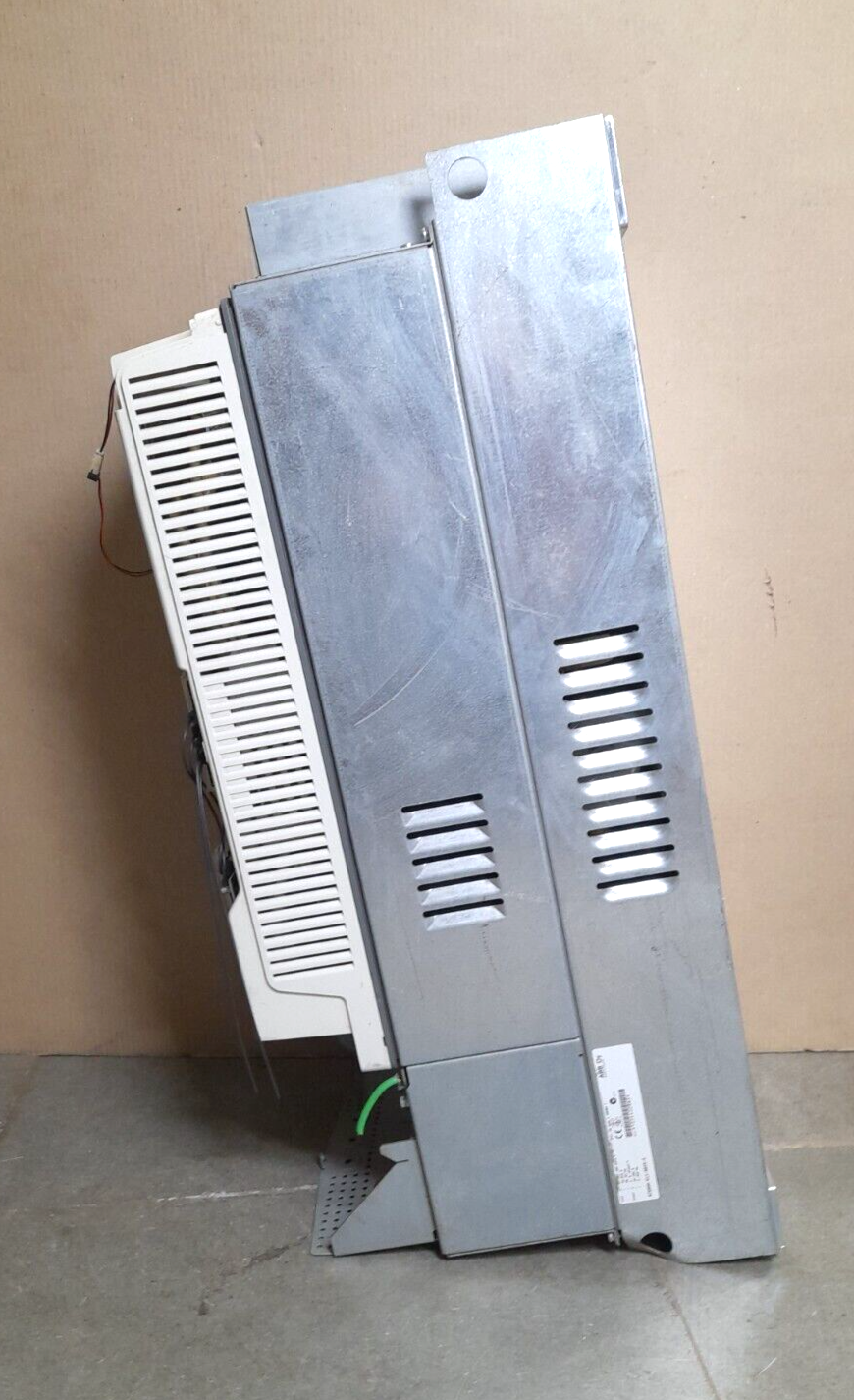 ABB ACS800-U11-0025-5 Drive ACS800 68404819 Rev E ACS800U1100255