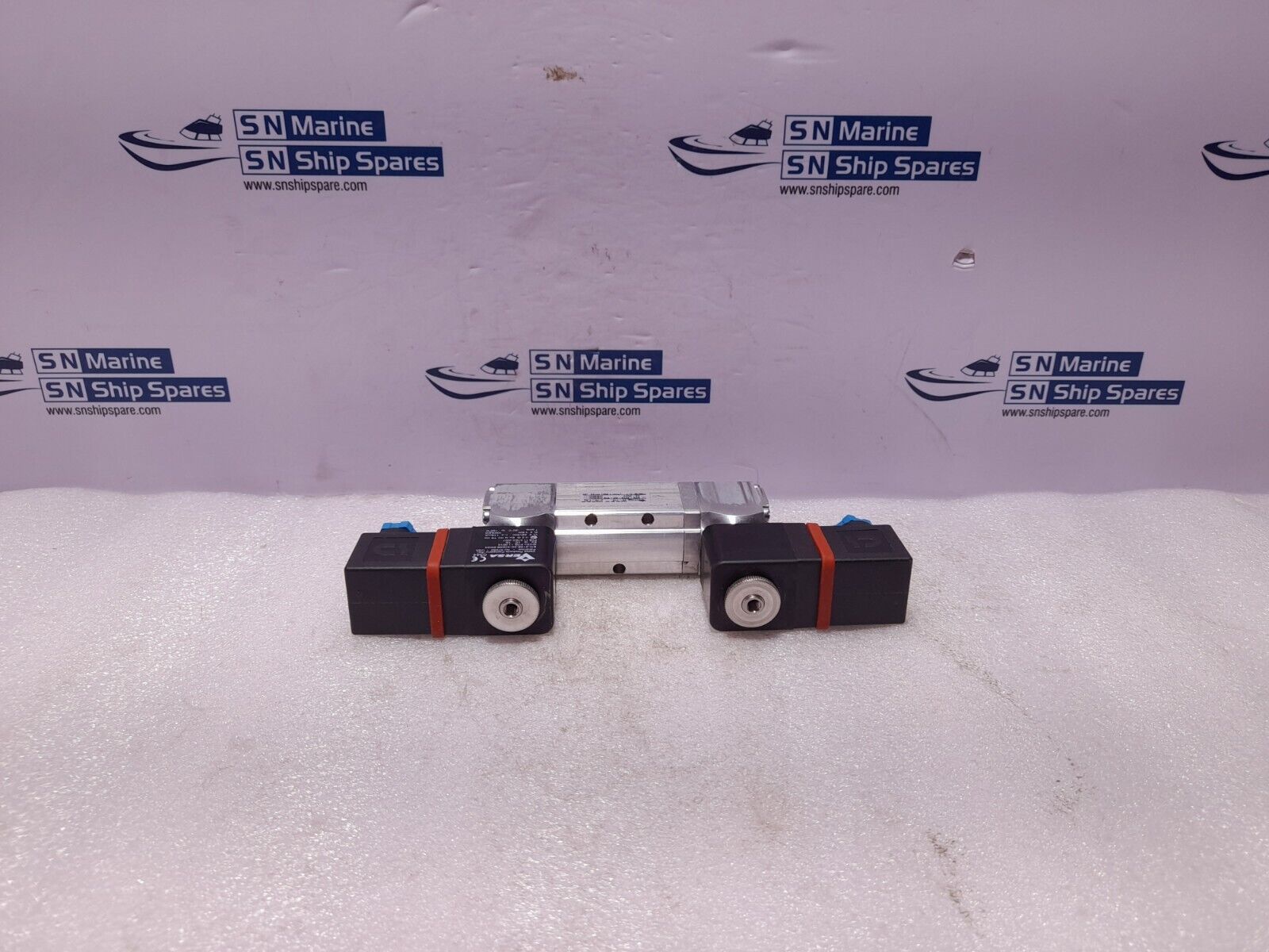 Versa KXX-4334-HC-XISX6-D024 4-Way Valve Alum 24VDC 1.6W PSIG 25-115 Min-Max