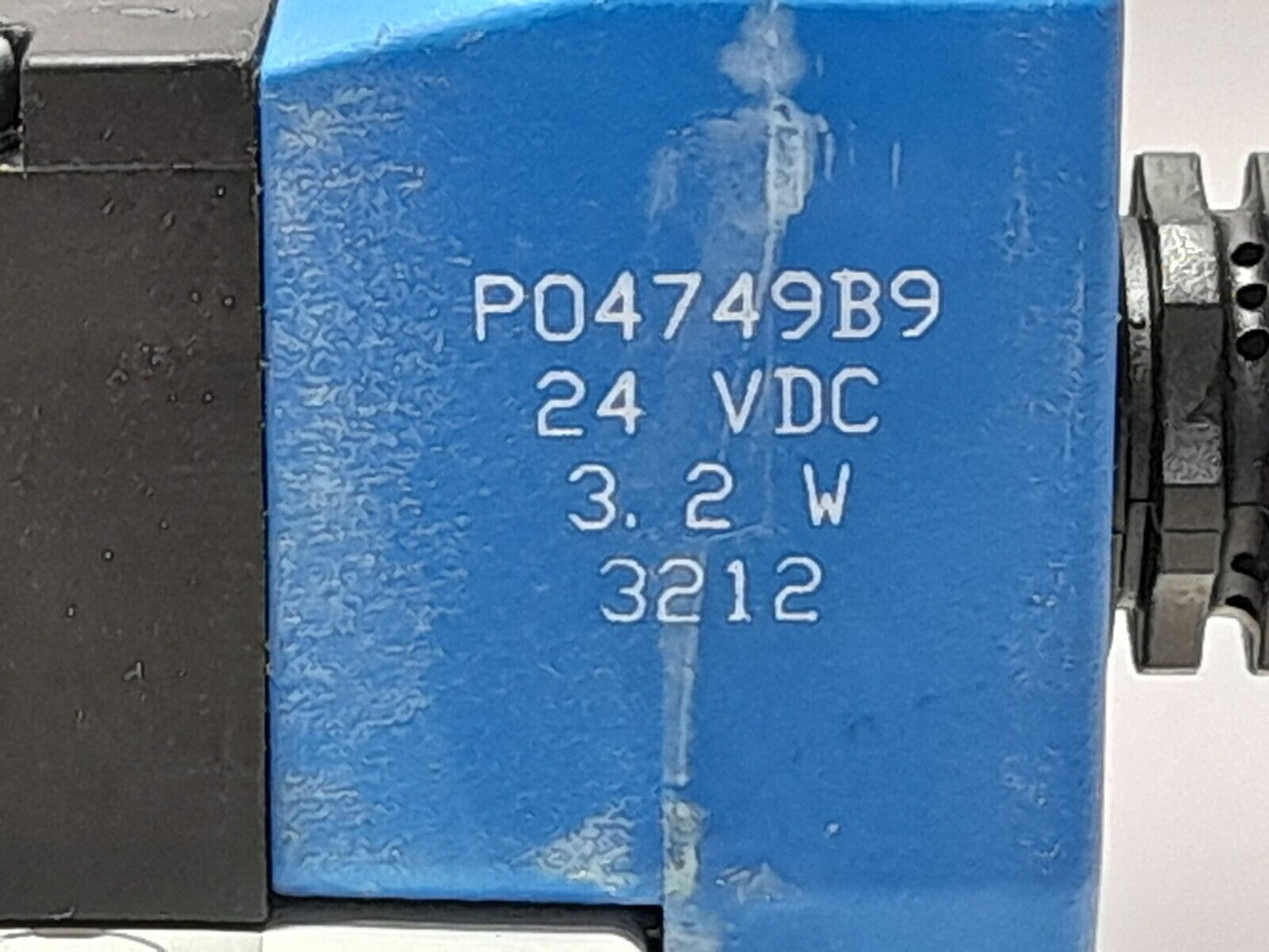 Speedaire 3FFU4 Solenoid Valve Max 145 PSIG 1000 kPa P04749B9 Coil 24VDC 3.2W