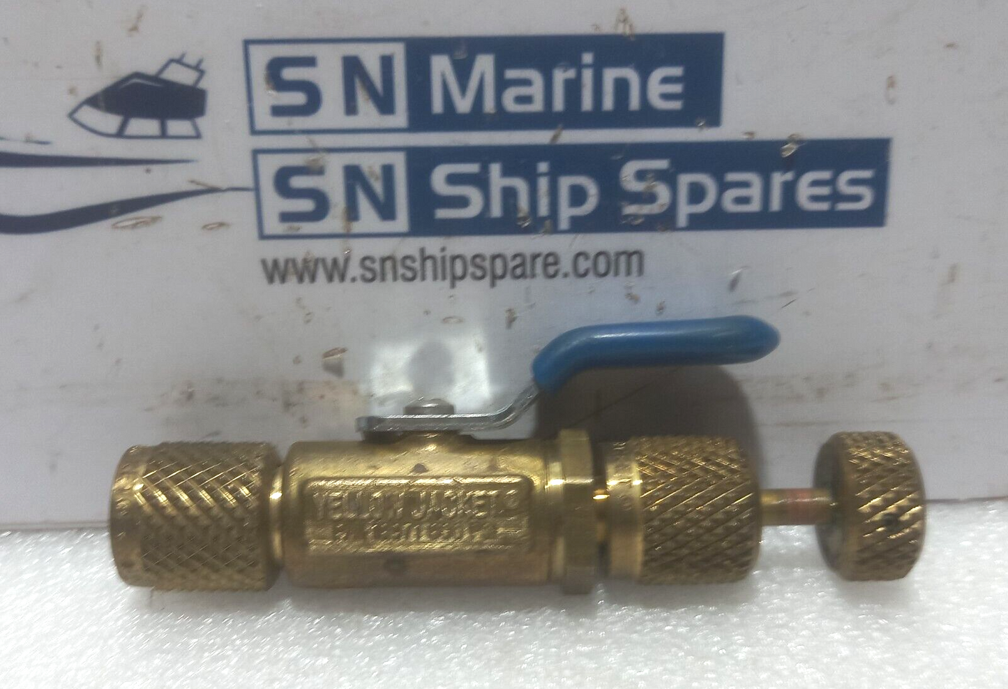 Yellow Jacket 18971 Vacuum/Charge Valve With Out Side port 800Psi