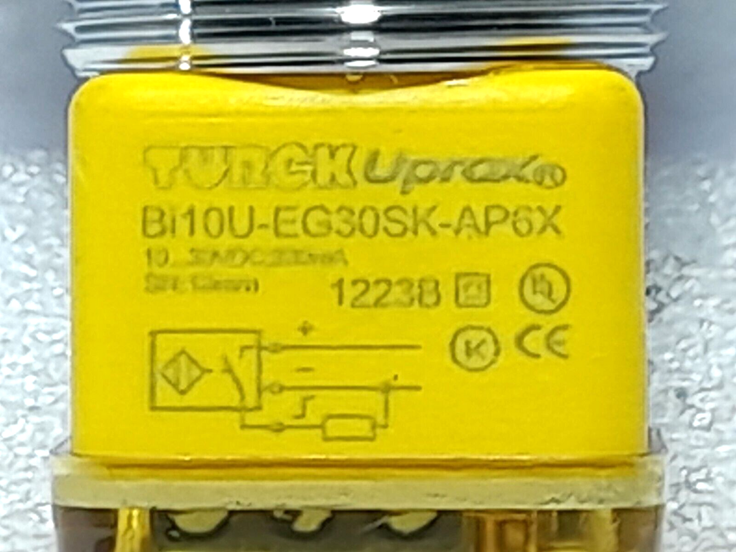 Truck Uprox Bi10U-EG30SK-AP6X Inductive Sensor Oil States 214277 Proximity Switc