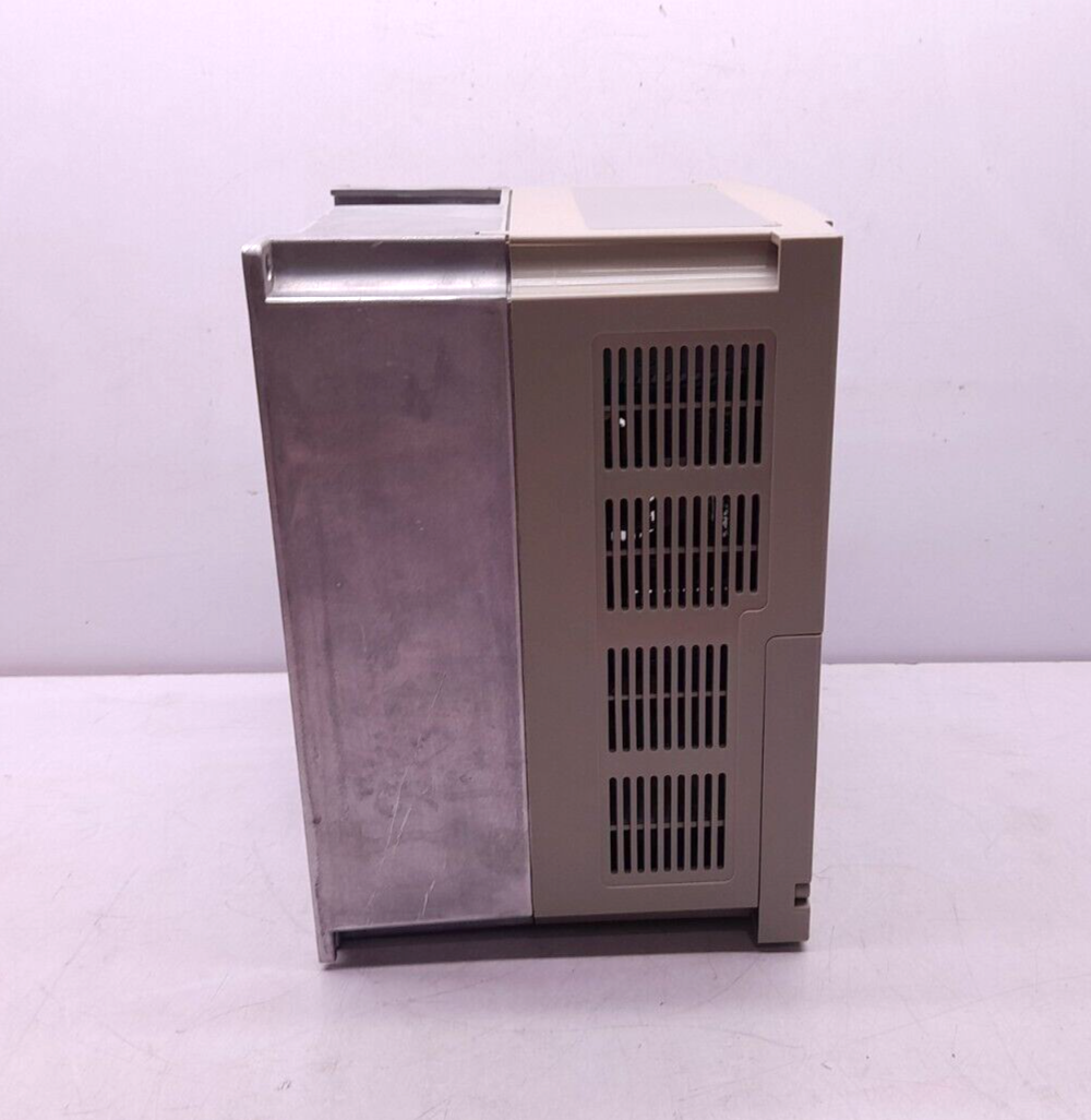 Telemecanique Square D ATV18U41N4 AC Speed Drive Frequency Converter