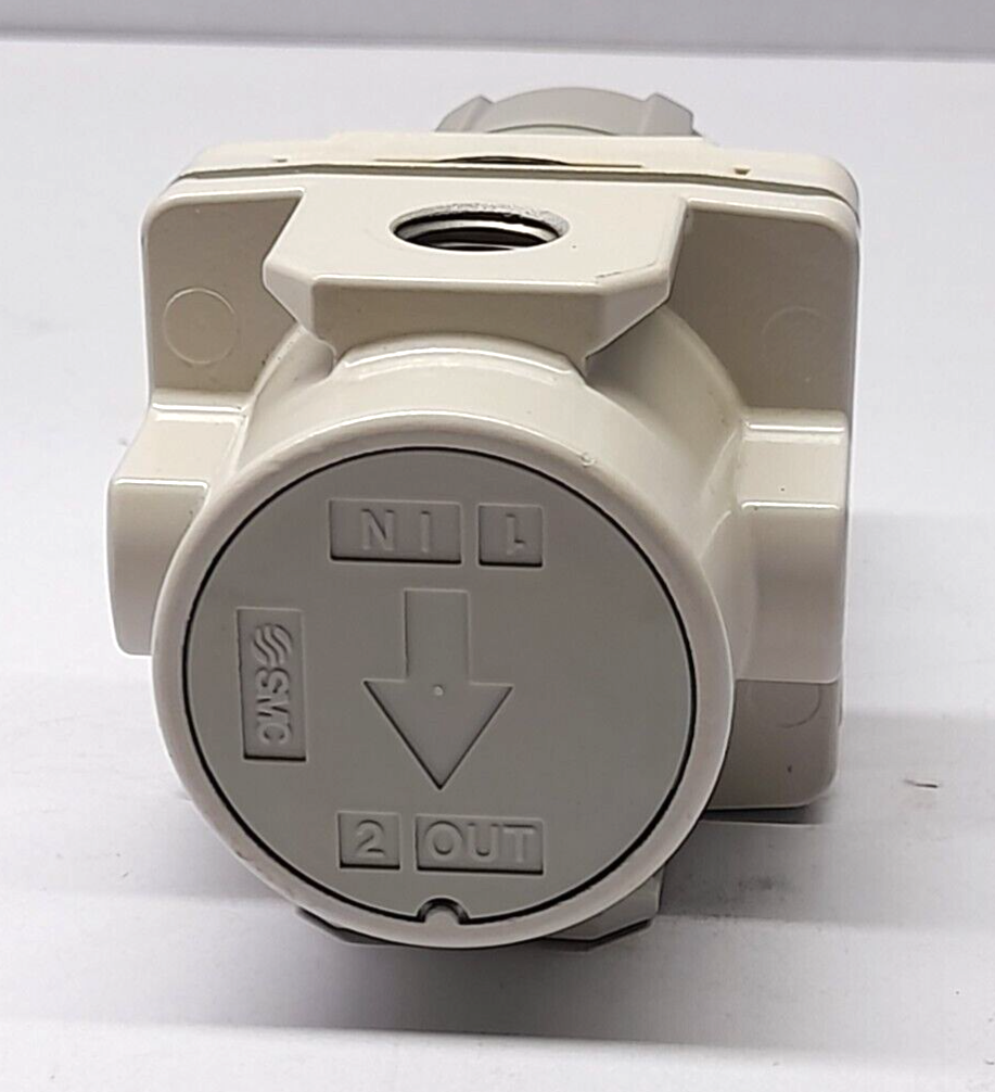 SMC AR30-N02-Z-A Regulator Set Press 7~100psi AR30N02ZA