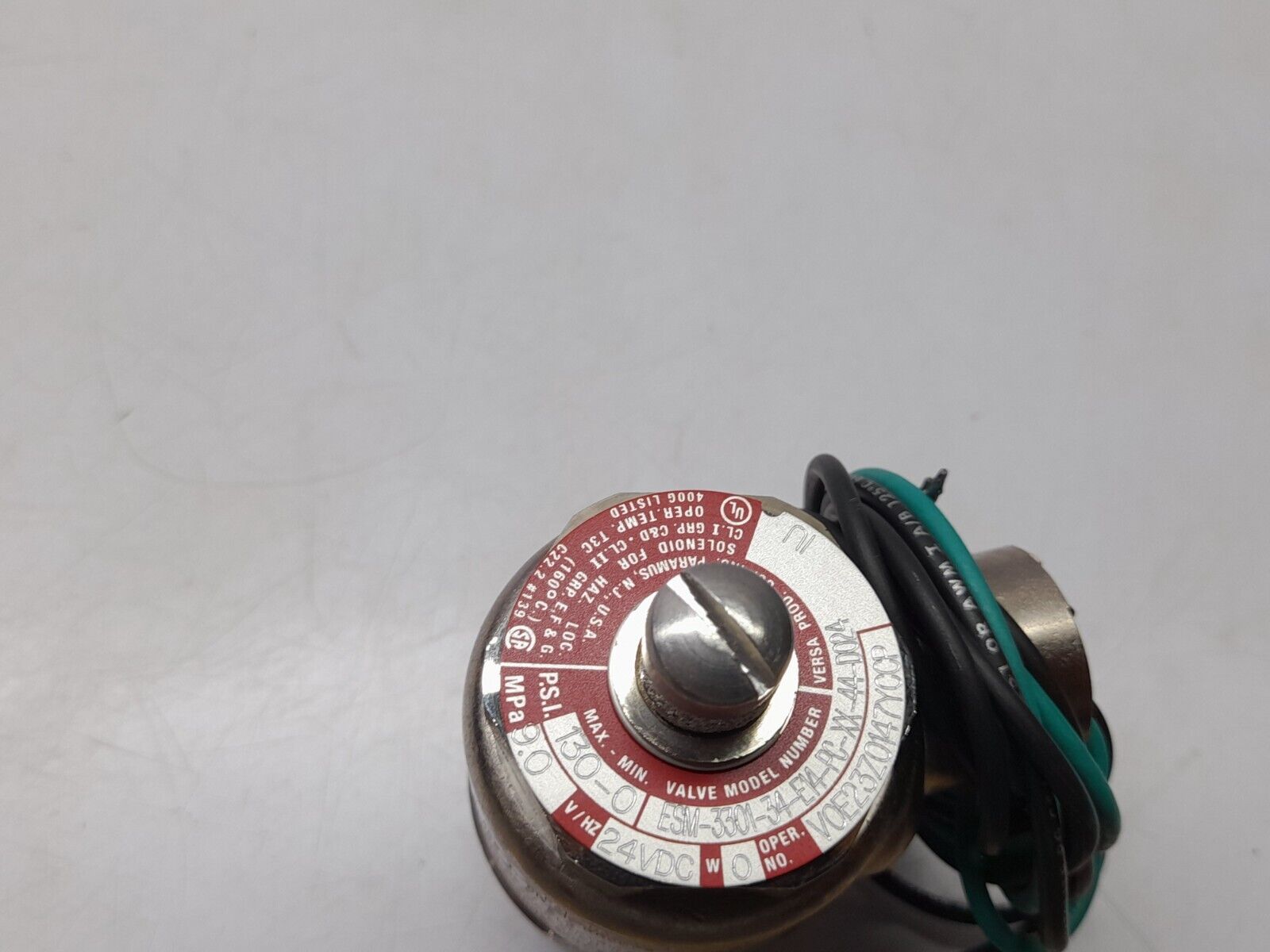 Versa ESM-3301-34-E14-PC-XX-44-D024 Three Way Solenoid Valve Max-Min 130-0 PSI