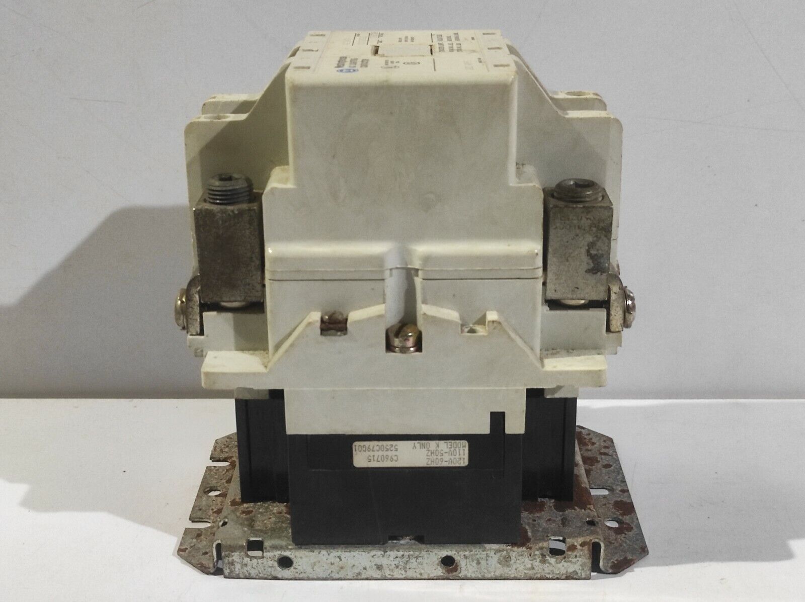 Westinghouse A202K4CA Contactor 5250C85G12 Model N 200Amps 
