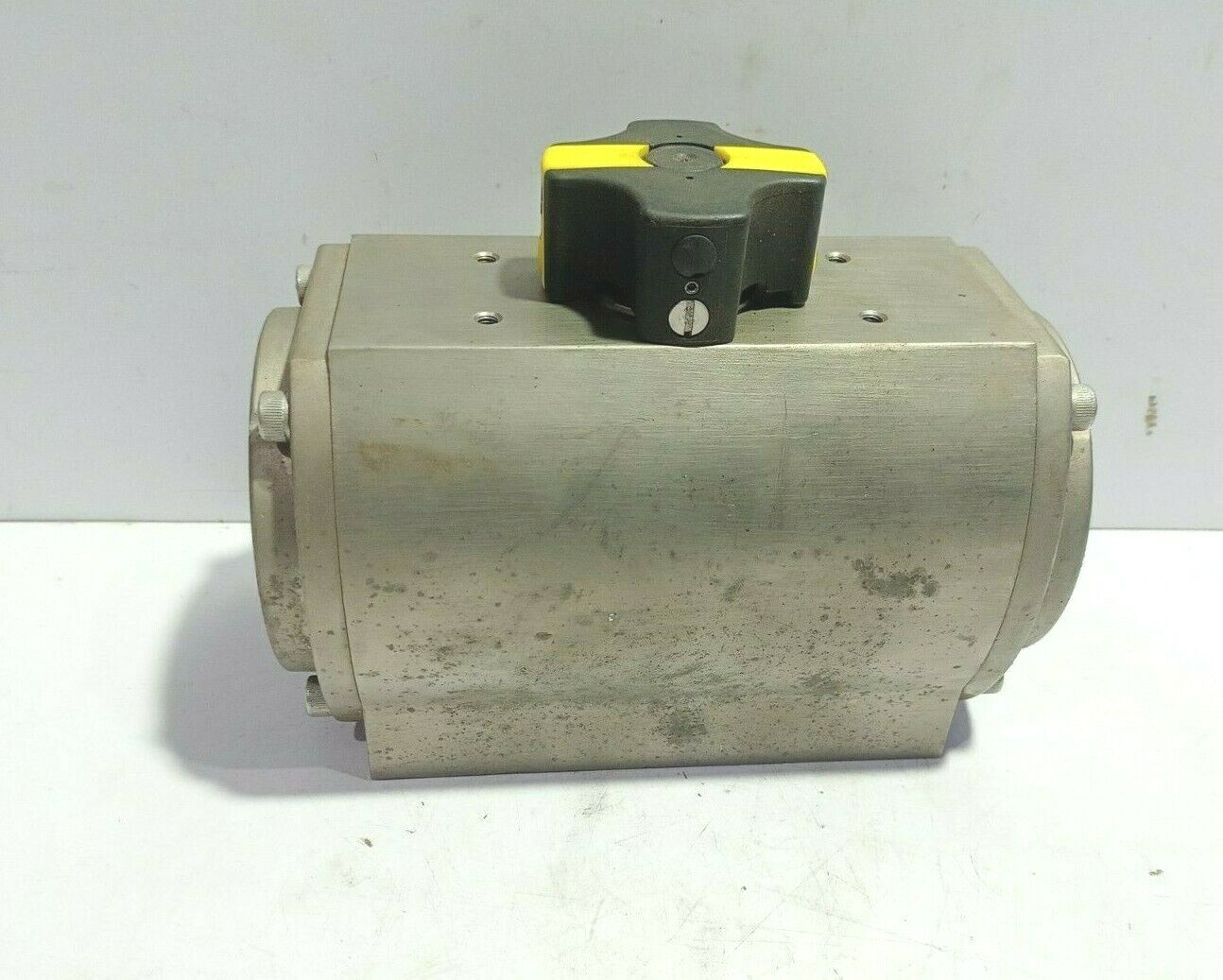 Trutorq TDA 8 F05 CNI C-Type Metric Pneumatic Actuator TC008C0M TDA8F05CNI