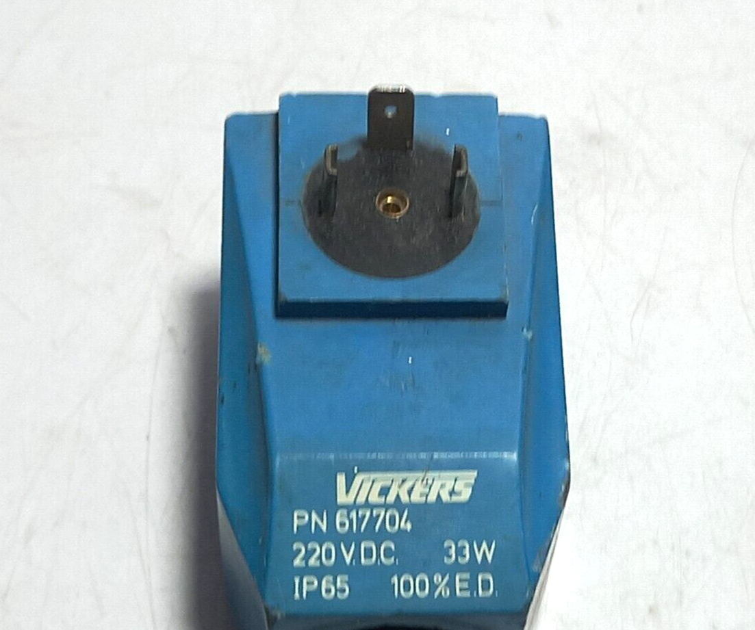 Vickers 617704 Solenoid Coil 220VDC 33W