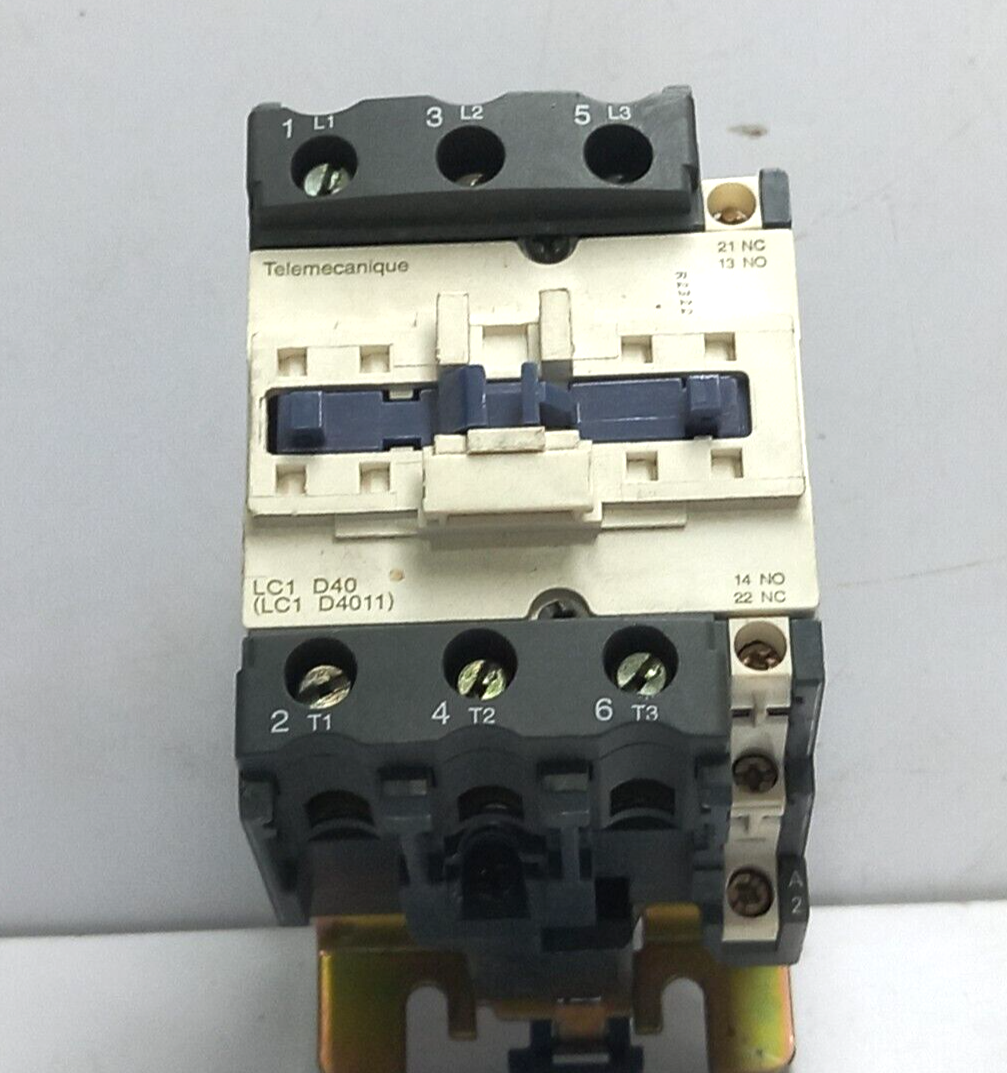Telemecanique LC1 D40 Contactor Schneider LC1 D4011 I:60A LX1 D6 P7 230V 50/60Hz