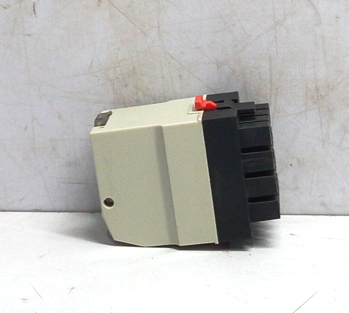 Telemecanique RHN 426JV Plug In Control Relay 24V 60Hz