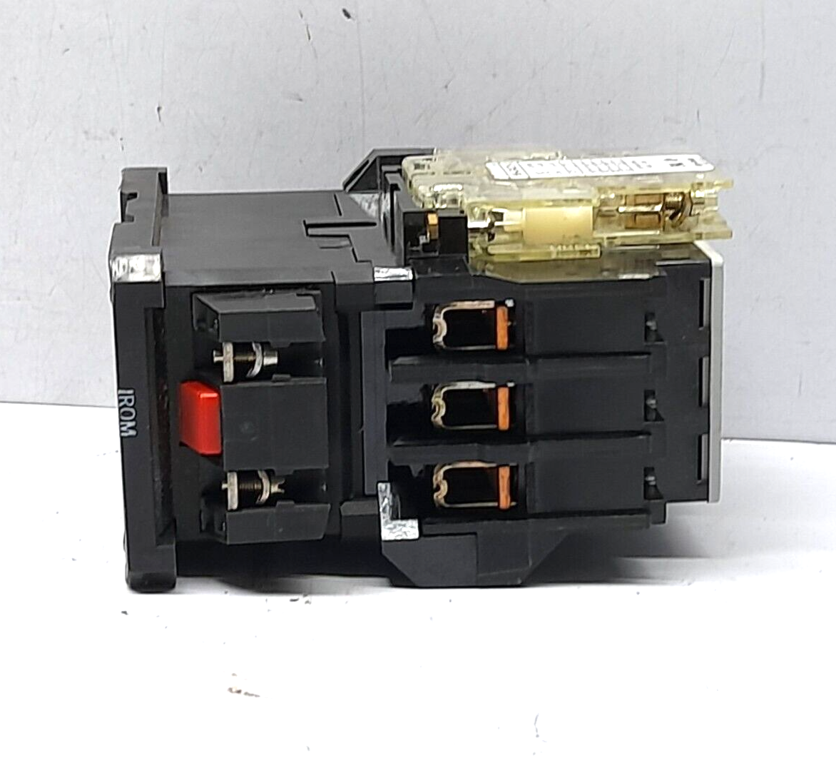 Allen Bradley 100-A38ND31 Ser C Contactor 110V50Hz 120V60Hz A38 195-GAO1 Ser A