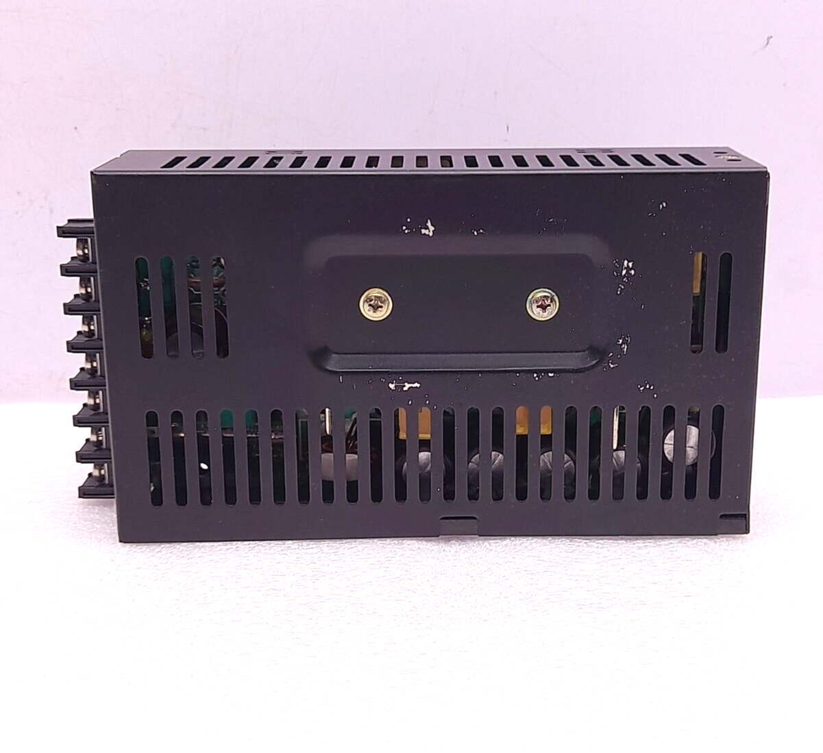 Volgen DXC152R5H 15V 2.5A IN 24VDC