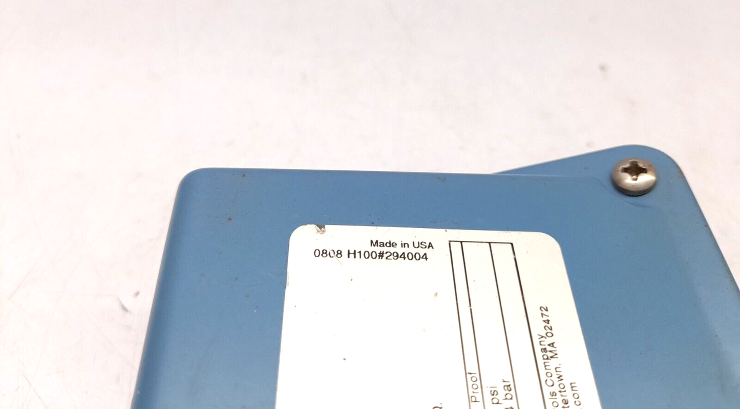 UE United Electric H100-191 Pressure Switch H100191 Operating Range 10 to 100PSI