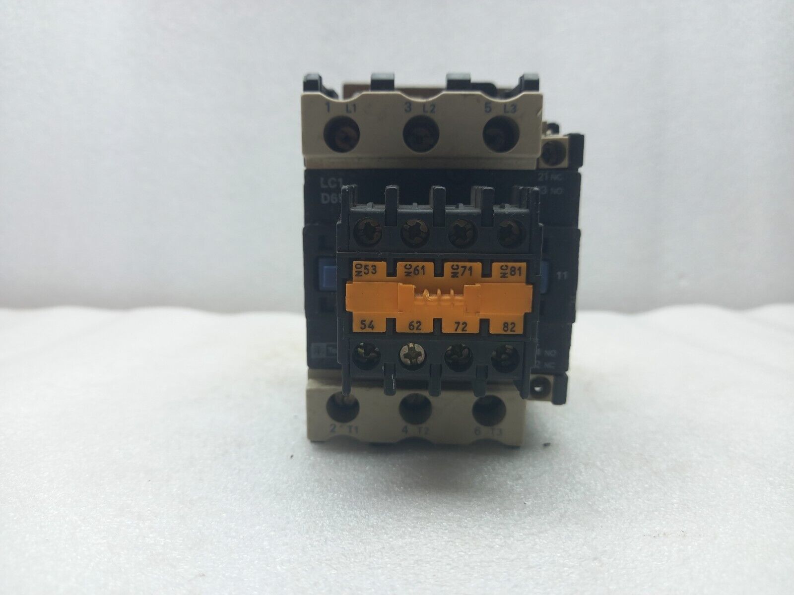 Telemecanique LC1-D65 Contactor 600V a.c.max Telemecanique LA1-D13A65