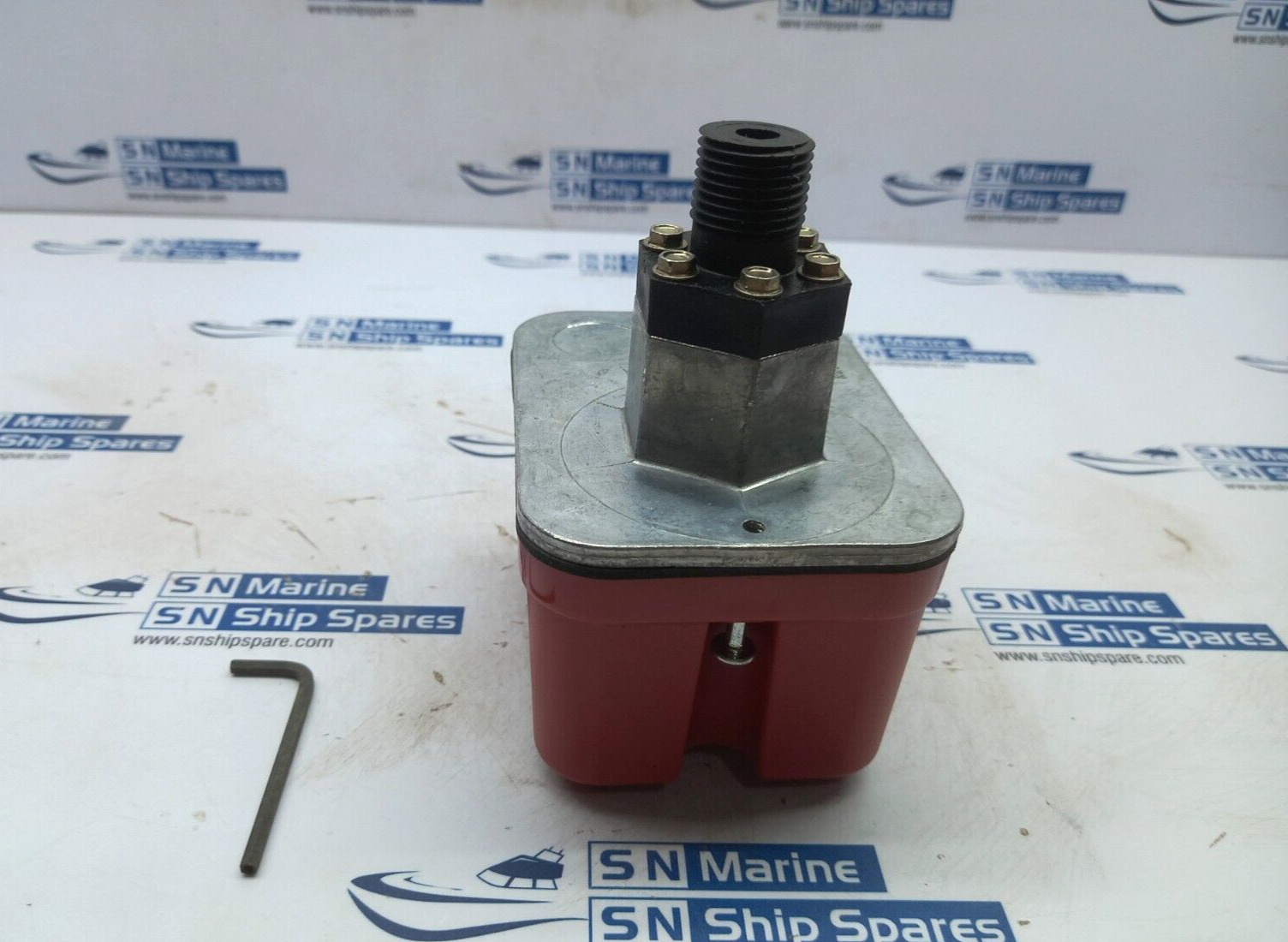 System Sensor EPS120-2 EPS Pressure Switch 300Psi 125/250Vac 10A 1/2Hp