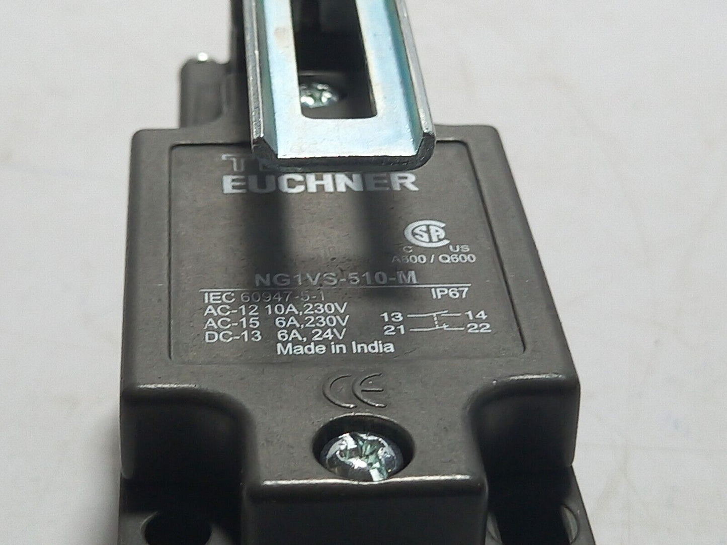 Teknic Euchner NG1VS-510-M Limit Switch /AC-12 10A,230V/AC-15 6A,230V /NG1VS510M